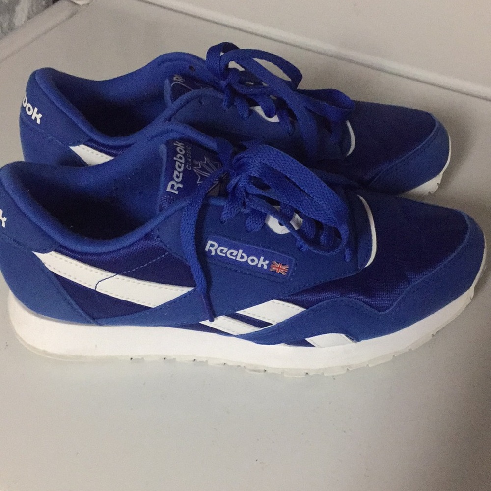 Reebok sneakers size 6.5 good condition